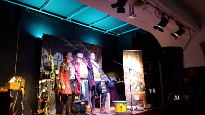 CAPTAIN BLACKEYE UND SEINE CREW